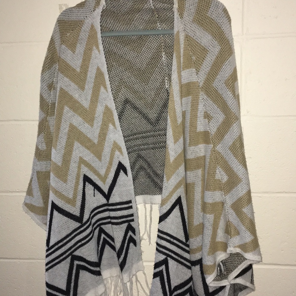 Printed Cardigan Shawl (One Size)